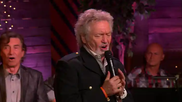 All The Gold In California (Live)