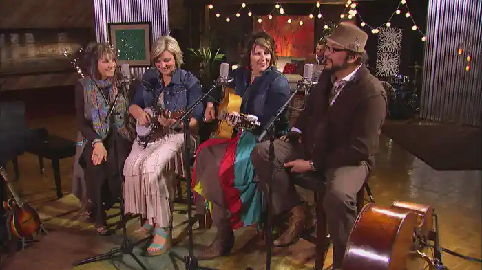 Ac-Cent-Tchu-Ate The Positive (Live)