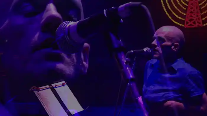 Tongue (Live From Glastonbury Festival / 1999)