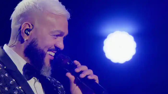 Deus Está Aqui (Noites Traiçoeiras) (Ao Vivo Em São Paulo / 2025 / Belo In Concert)