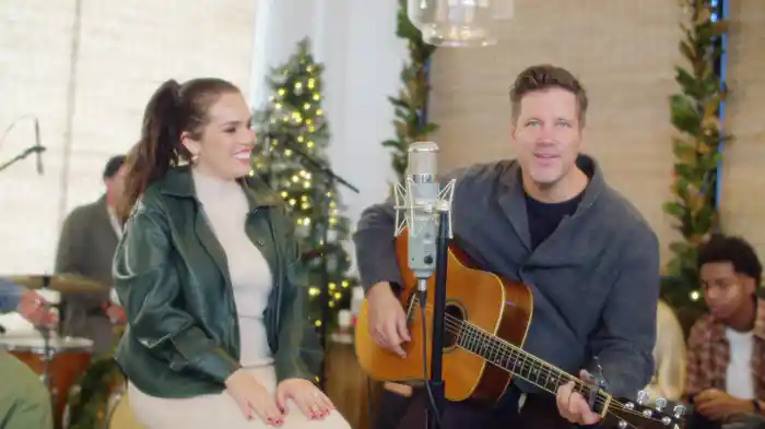 The Day That Christmas Came (Acoustic)