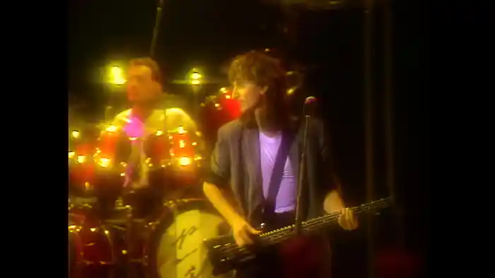 Kid Gloves (Live At Maple Leaf Gardens, Toronto, Canada, September 21, 1984)