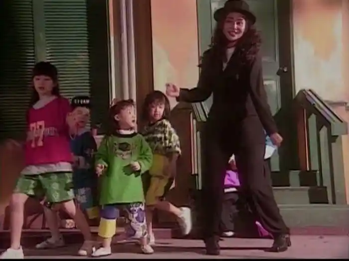 Niu Yue Zhi Lian (Karaoke)