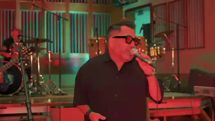 Cada Día Te Quiero Más (En Vivo)