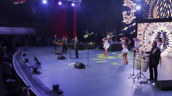 Mambo #8 (En Vivo Desde El Auditorio Nacional)