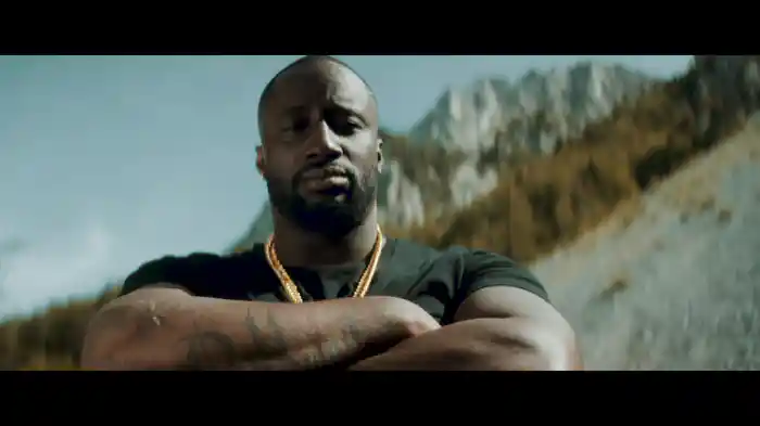 Intro / Könige im Schatten