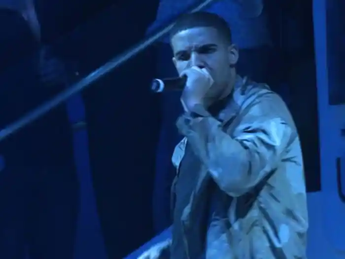 Intro/Money To Blow (Live At Axe Lounge/HD)