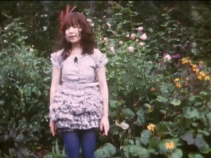 ギンガムチェックの小鳥