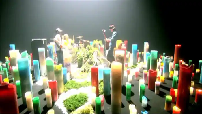 THE LIGHT～赤色群像・ベガの呼応・EVERGREEN～