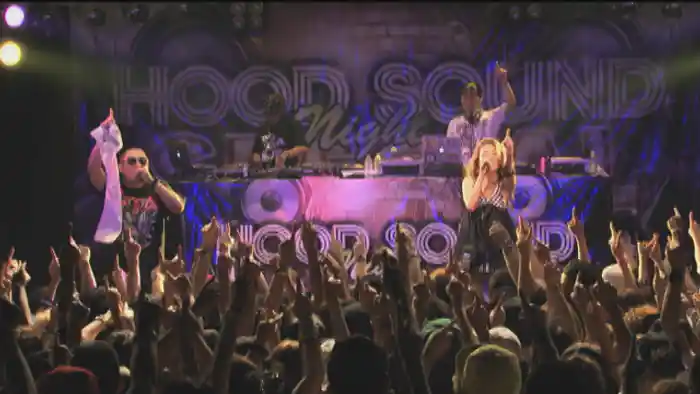 One Love performed with MACCHO(OZROSAURUS) (LIVE MOVIE 2010.6.20）