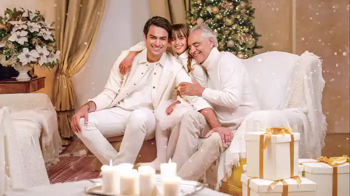 Silver Bells (Visualiser)