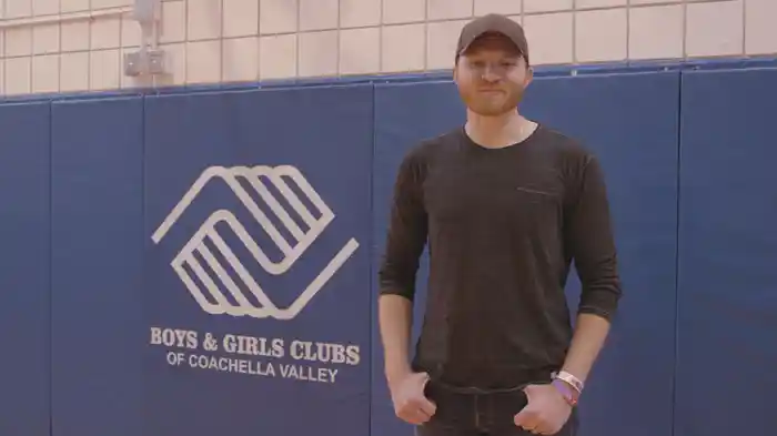 High Class (Surprise Performance)