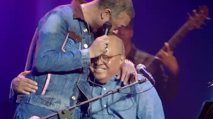 La Felicidad (En Vivo Desde La Habana, Cuba)