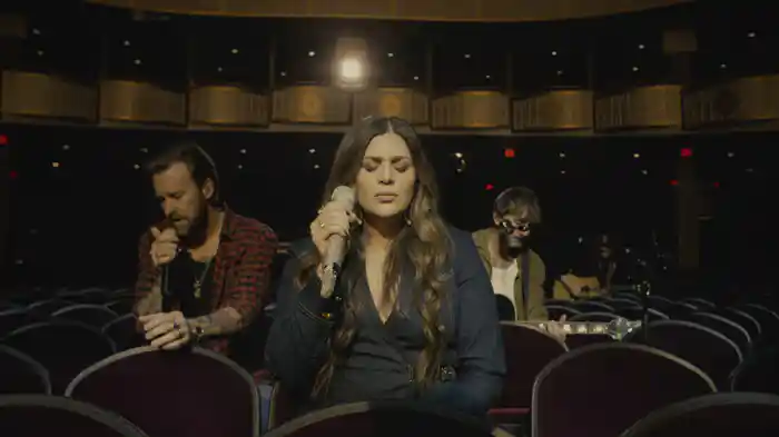 Love You Back (Acoustic Version at The Met 2023)