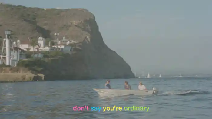 don't say you're ordinary (Lyric Video)