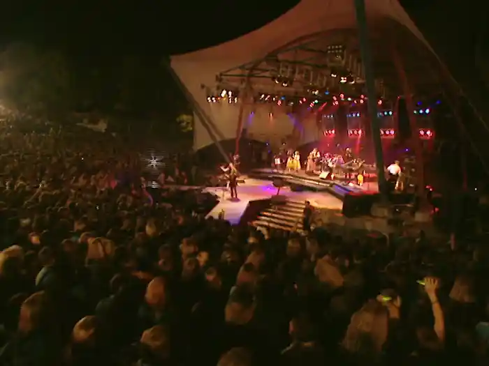 Santa Maria (Live)
