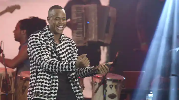 10 Beijos De Rua (Ao Vivo)