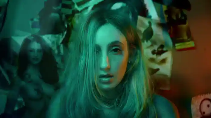 VACUMHEAD (Lyric Video)