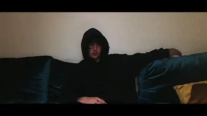 Iles (Lyric Video)