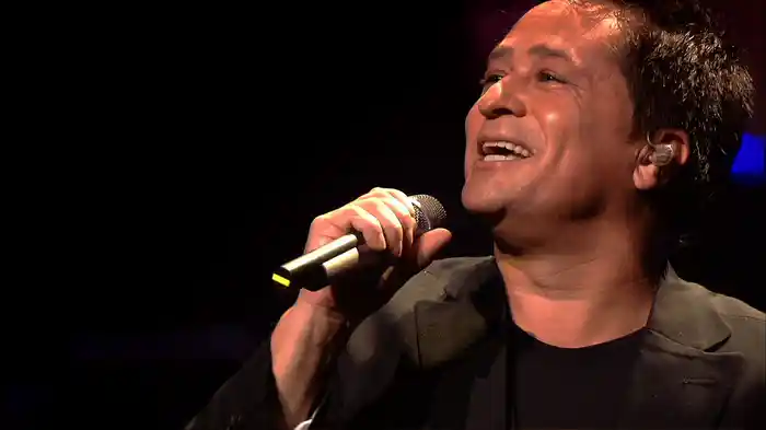 Lágrimas De Um Homem (Só Fazendo Amor) (Ao Vivo)