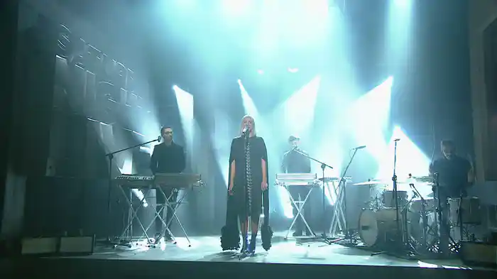 Total Błękit (Live On SNL)