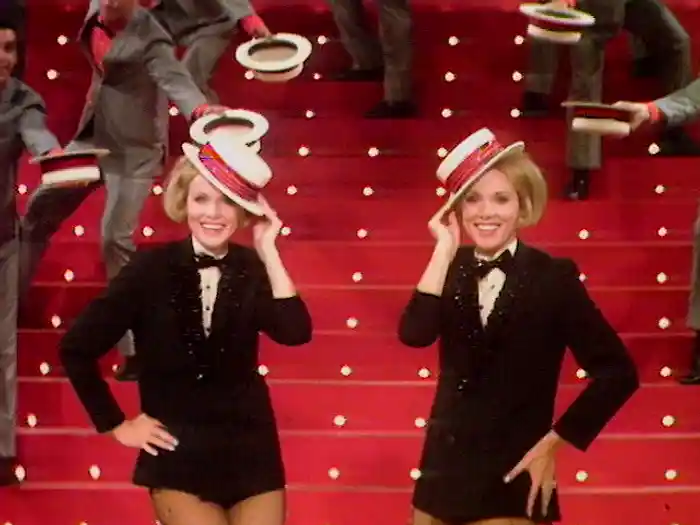 Thank Heaven For Little Girls/Valentine/Mimi/Louise (Medley/Live On The Ed Sullivan Show, September 17, 1967)