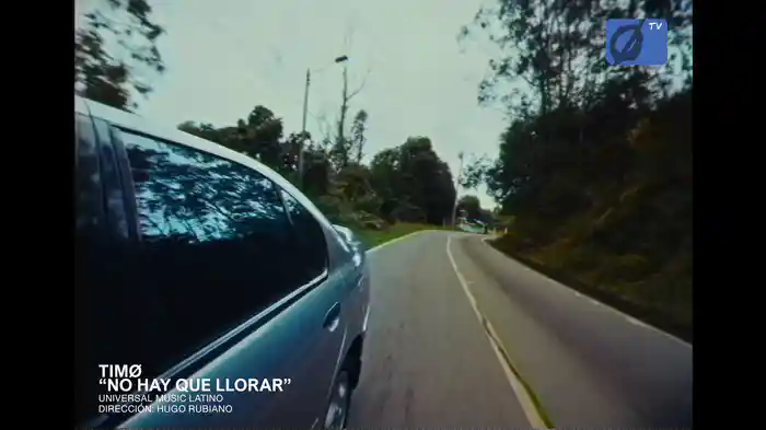 No Hay Que Llorar (Lyric Video)