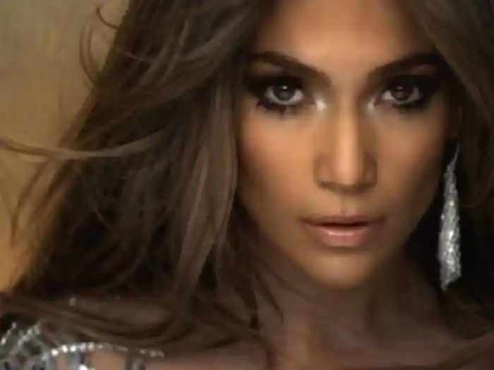 オン・ザ・フロア feat．ピットブル