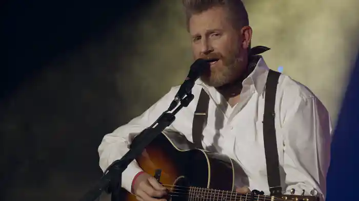 Whatcha Gonna Do With That Broken Heart (Live In Hardison Mill Homestead Hall In Columbia, TN / 2021)