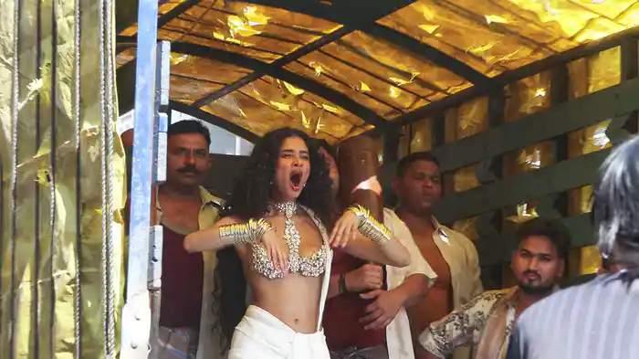 CONTRABAND (Behind The Scenes)