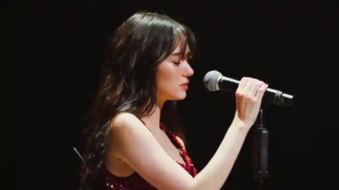 wanna be yours (อยากให้เธอรัก) (Live Session)