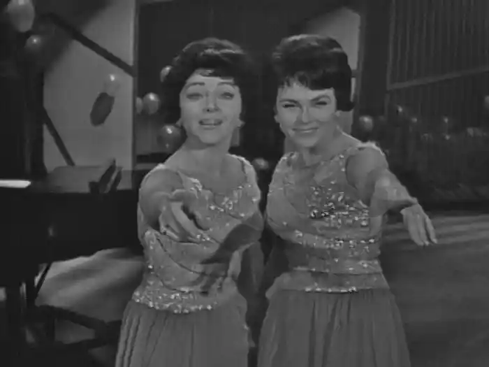 You're Nobody Till Somebody Loves You (Live On The Ed Sullivan Show, December 31, 1961)