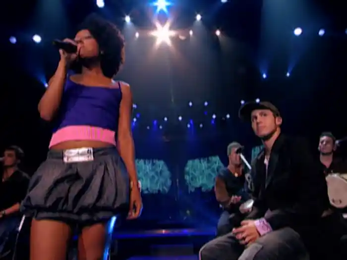 O Mundo É Um Moinho / Minha (Ao Vivo)