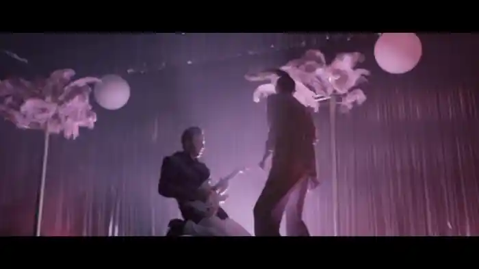 Vete De Una Vez (En Vivo)