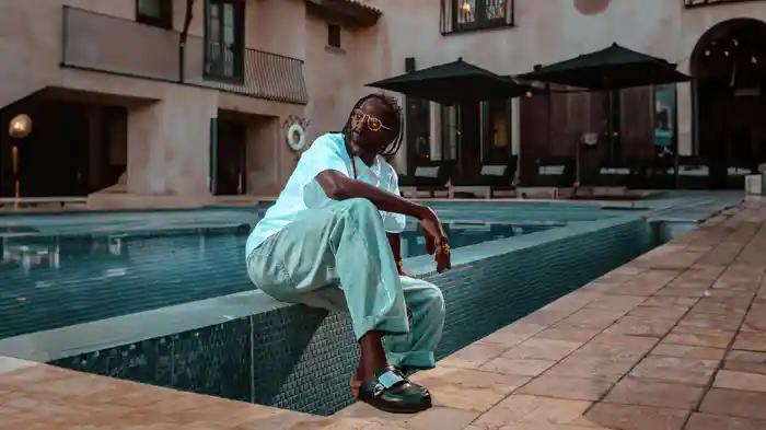 COCONUT WATA (SIP) (Visualizer)