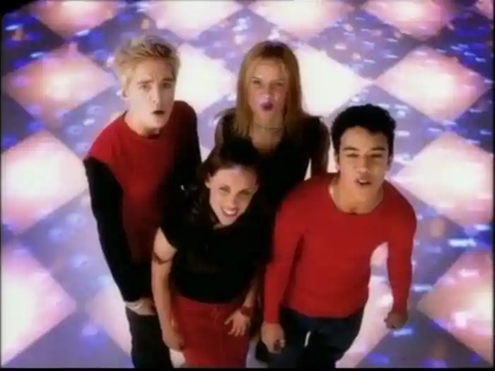 Dancing Queen (Video)