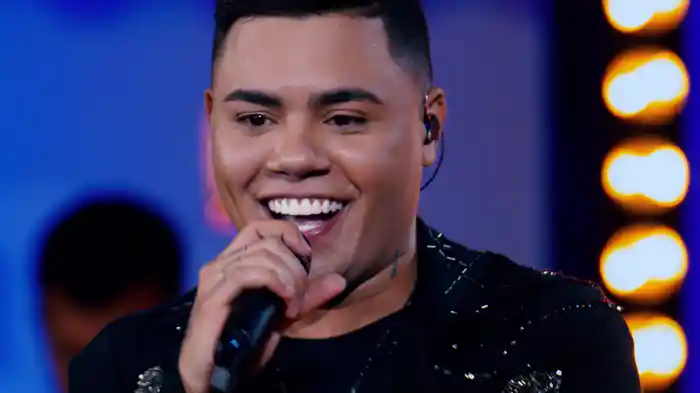 Hoje Eu Beberei (Felipe Araújo In Brasília / Ao Vivo Na Praia / 2019)