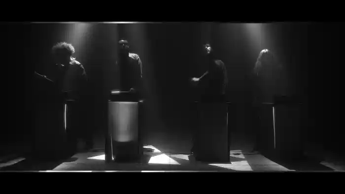 Hombre Máquina (Lyric Video)