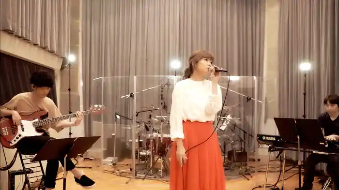 Kiss (Studio Live Version)