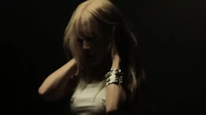 swipe_feat_lou_garcia_v1.mp3