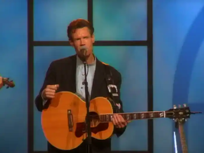 Love Lifted Me (Live At Calvary Assemble Of God, Orlando, FL/2003)