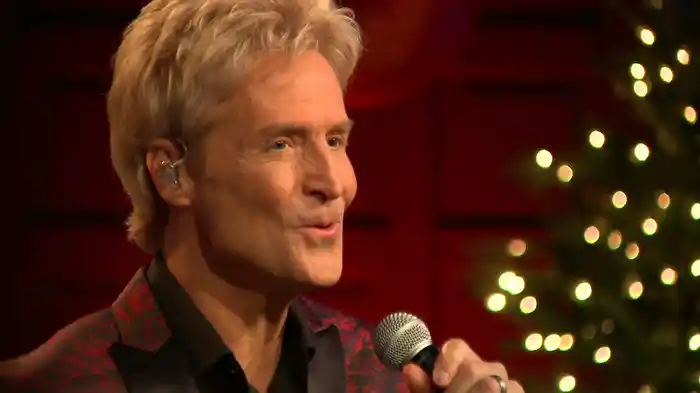 Let It Snow, Let It Snow, Let It Snow (Live At Gaither Studios, Alexandria, IN 2022)