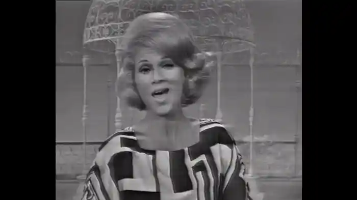 Easter Parade/Puttin' On The Ritz/Lovely To Look At (Medley/Live On The Ed Sullivan Show, April 18, 1965)