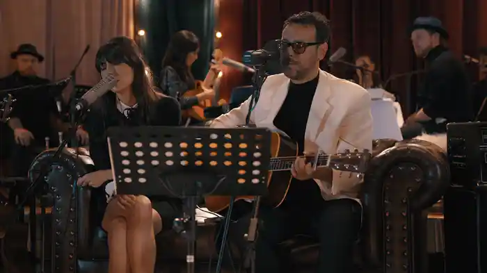 A Veces (En Directo)