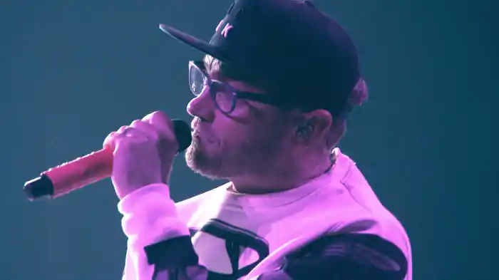 Move (Keep Walkin') (Live)