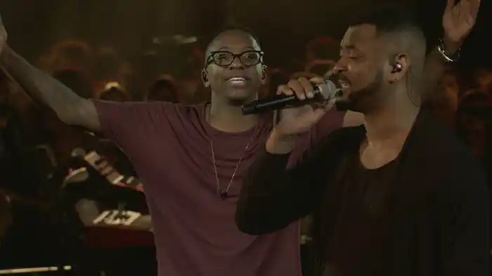 Como Um Caso De Amor (Ao Vivo)