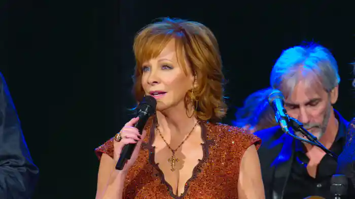 In The Garden / Wonderful Peace (Live At Ryman Auditorium, Nashville, TN / 2017)