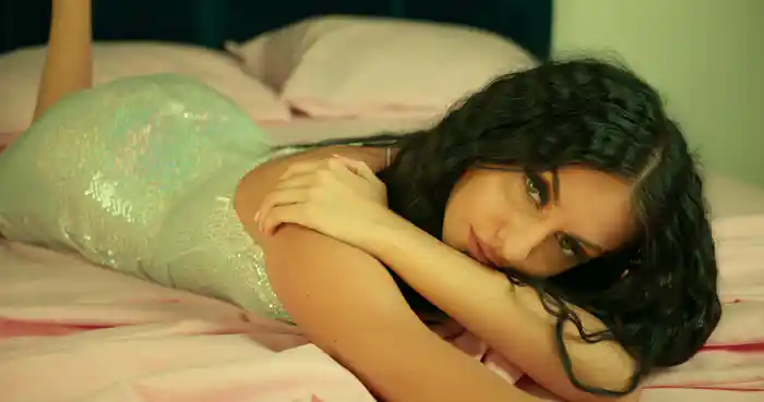 Buzele tale roz bonbon