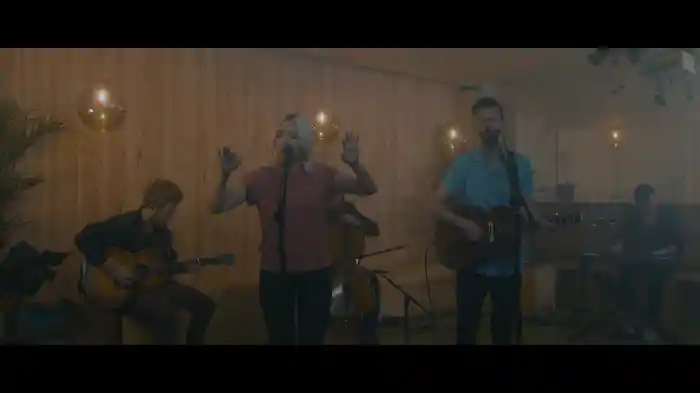 Praise Before My Breakthrough (Acoustic)