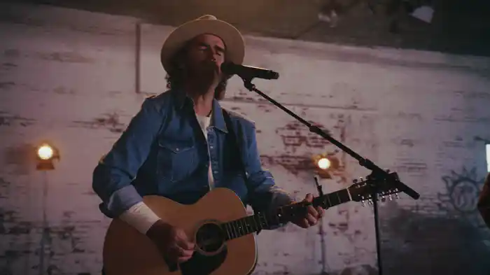 Don't Let The Darkness (Live)